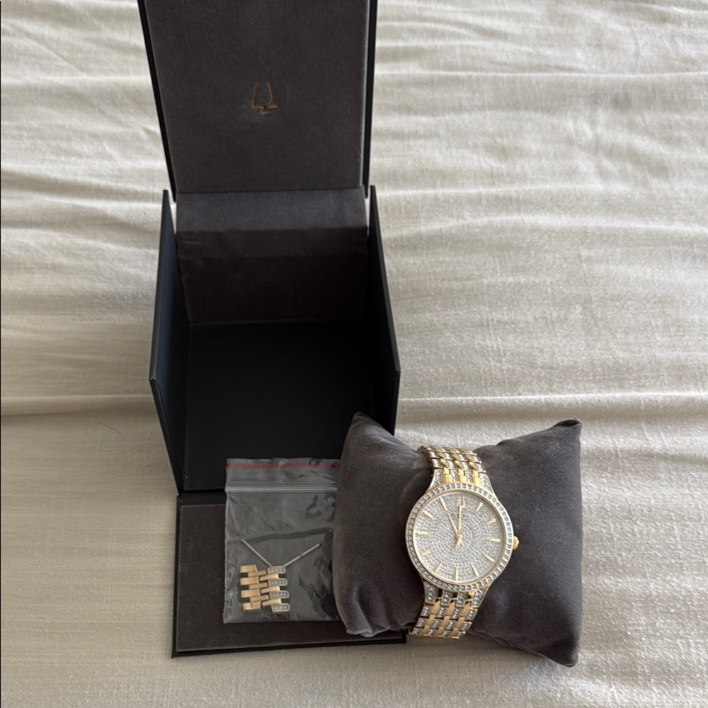 Gold and diamond Watch with Box